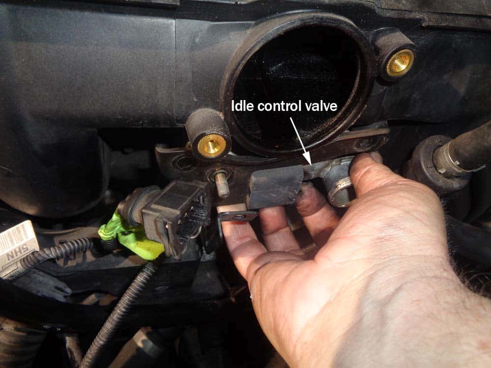 See P207E repair manual